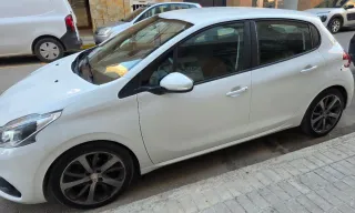 Peugeot 208 2018