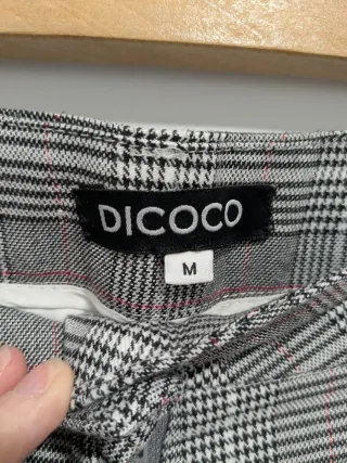 Pantalón de cuadros gris