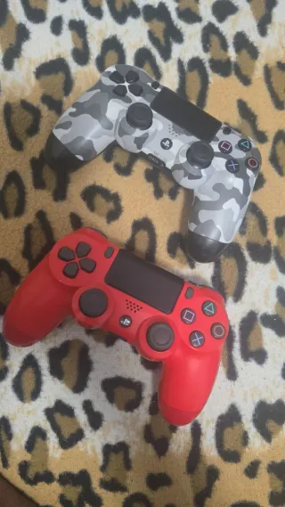 2 mandos ps4