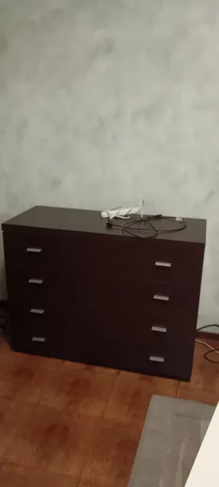 Cassettiera e 2 comodini in legno