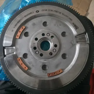 Kit Embrague Valeo con Volante Bimasa