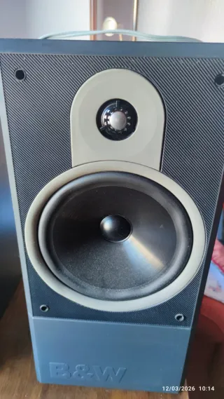 Altavoces B&W DM 610 i Negros