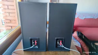 Altavoces B&W DM 610 i Negros