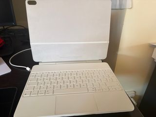 Teclado Apple Magic Keyboard iPad Air 13 M3