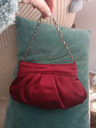 Bolso de fiesta Menbur rojo con pedrería