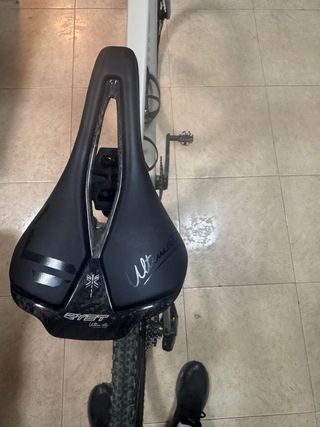 Megamo West Talla m Montaje a la carta