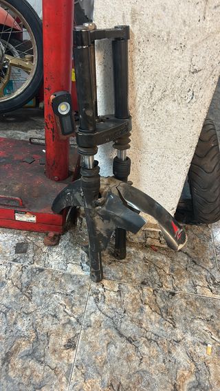 Horquilla Derbi Varian Sport Negra