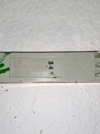 PILOTO TRASERO DERECHO PARAGOLPES NISSAN JUKE (F15) 610946