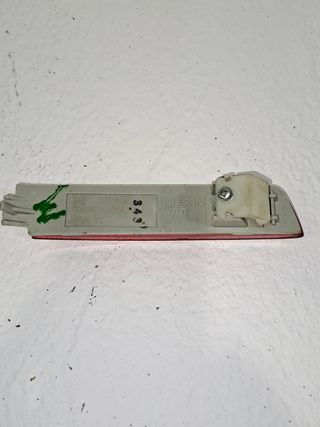 PILOTO TRASERO DERECHO PARAGOLPES NISSAN JUKE (F15) 610946