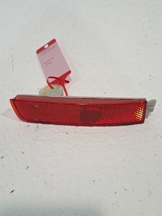 PILOTO TRASERO IZQUIERDO PARAGOLPES NISSAN JUKE (F15) 610948