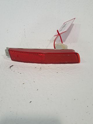 PILOTO TRASERO IZQUIERDO PARAGOLPES NISSAN JUKE (F15) 610948