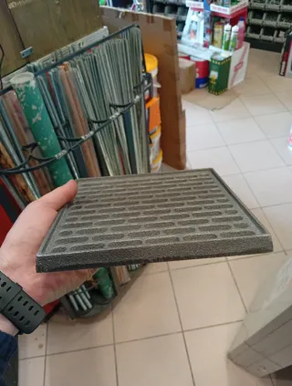 Griglia scarico in ghisa 20x20