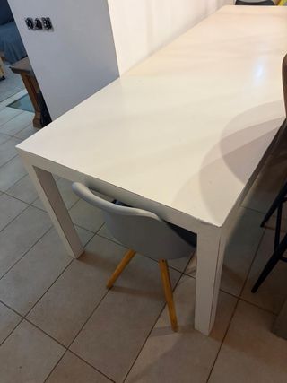 Mesa y 4 Sillas Comedor Diseño Nórdico