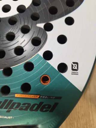 Pala Bullpadel Hack 04 2025.  Paquito Navarro