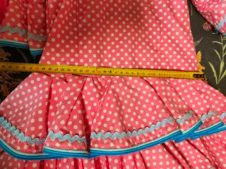 Vestido de flamenca rosa con lunares