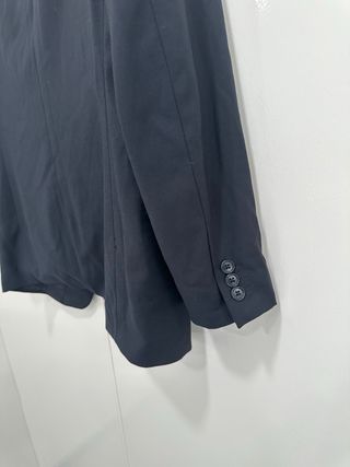 Saco tipo americana en color azul marino