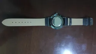 Reloj con diseño musical