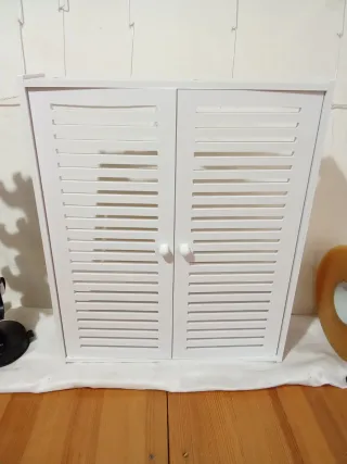 Mobile PVC x nascondere router e dispositivi vari