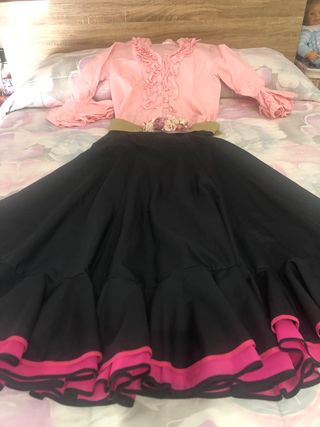Conjunto traje Flamenca rosa y negro