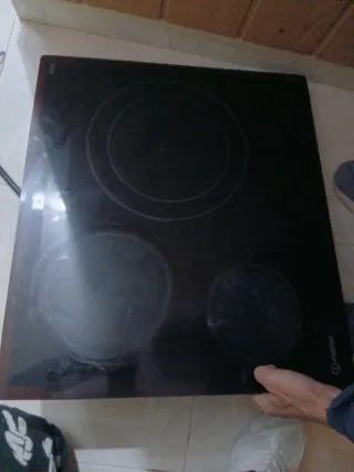 Vitrocerámica Indesit