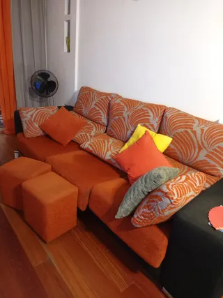 Sofá modular de 3 plazas con otomanas