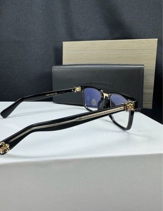 Gafas Chrome Hearts Negras y Doradas