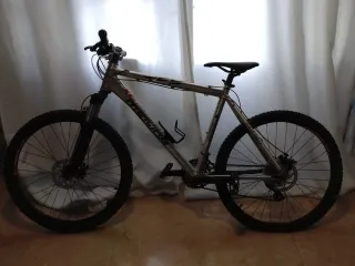 Bicicleta Montaña Aluminio 20 pulgadas marca wake