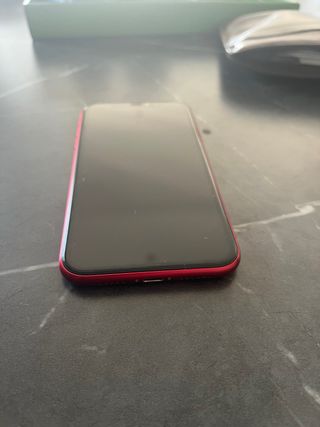 iPhone 11 64GB Rosso