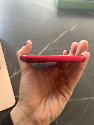 iPhone 11 64GB Rosso