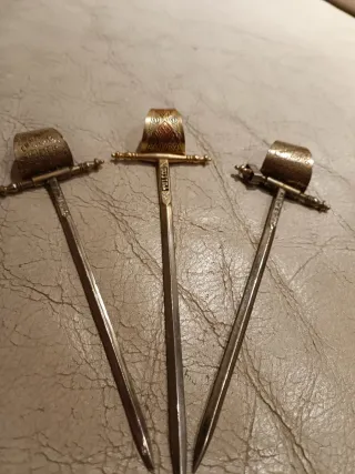 Espadas decorativas de colección