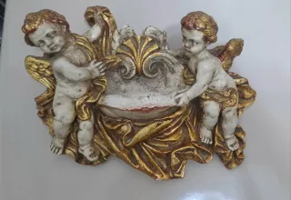 Benditera antigua de ángeles dorada