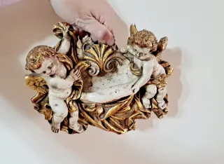 Benditera antigua de ángeles dorada