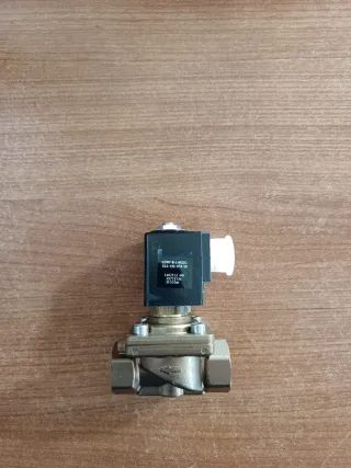 Elettrovalvola Festo G1/2" 24V DC - Nuova