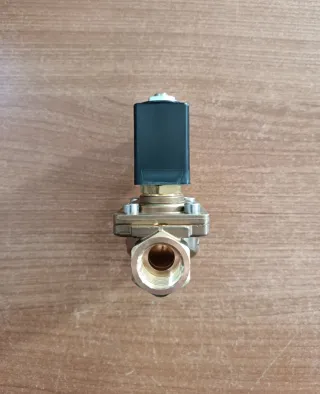 Elettrovalvola Festo G1/2" 24V DC - Nuova