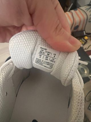 Zapatillas ASICS Tenis Blancas y Turquesa