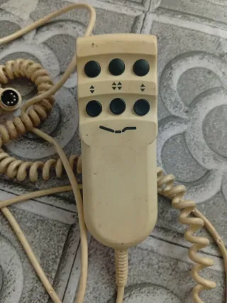 Mando de cama con cable