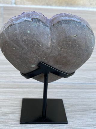 Corazón de amatista con estalactita