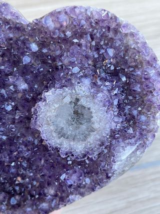 Corazón de amatista con estalactita