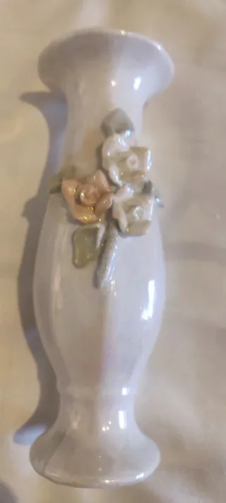 Jarrón porcelana flores rosa y blanco