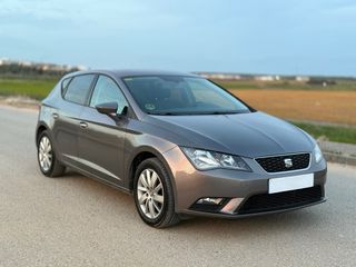 SEAT LEÓN / Diesel / Nacional / Pantalla