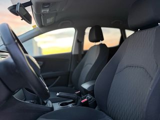 SEAT LEÓN / Diesel / Nacional / Pantalla