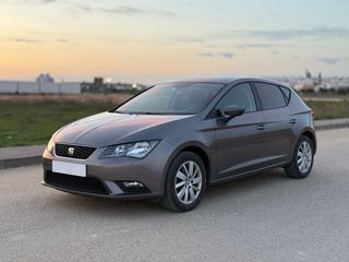 SEAT LEÓN / Diesel / Nacional / Pantalla