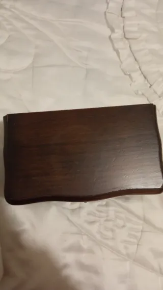 Joyero de madera con cajones