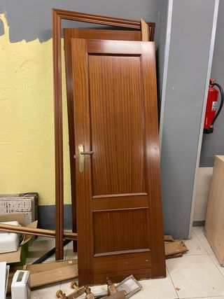 2 Puertas Madera Maciza