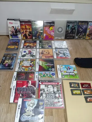 Lote Juegos PSP y DS: Vendo todos escucho ofertas