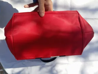 Bolso Tommy Hilfiger rojo nylon original