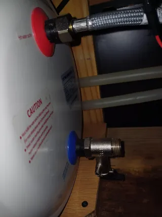 Calentador Agua Eléctrico 12V 10L