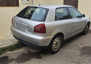 AudiA3 1.8 20V 125cv Arranca-Para reparar o piezas