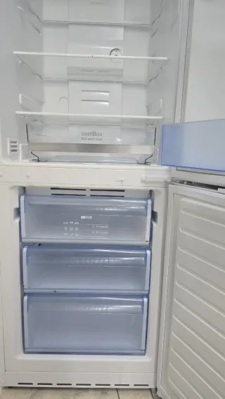 Frigorífico Balay No Frost Combi