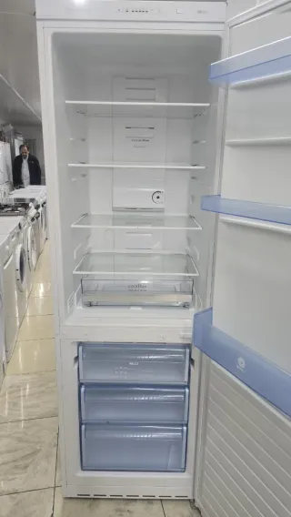 Frigorífico Balay No Frost Combi